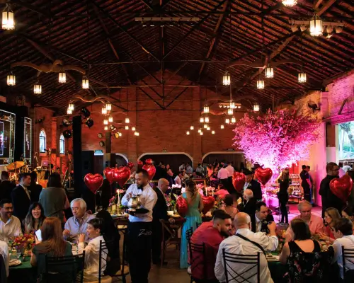 Salão de festa decorado