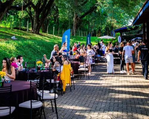 Salão de festa decorado